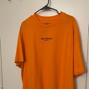 40’s & shorties tshirt new condition